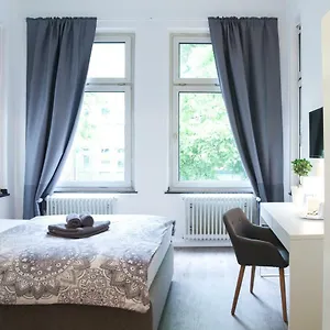 Pensión Dreams, Düsseldorf